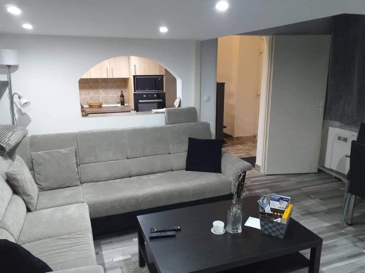 Little-Oasis Apartment Budapest Exteriör bild