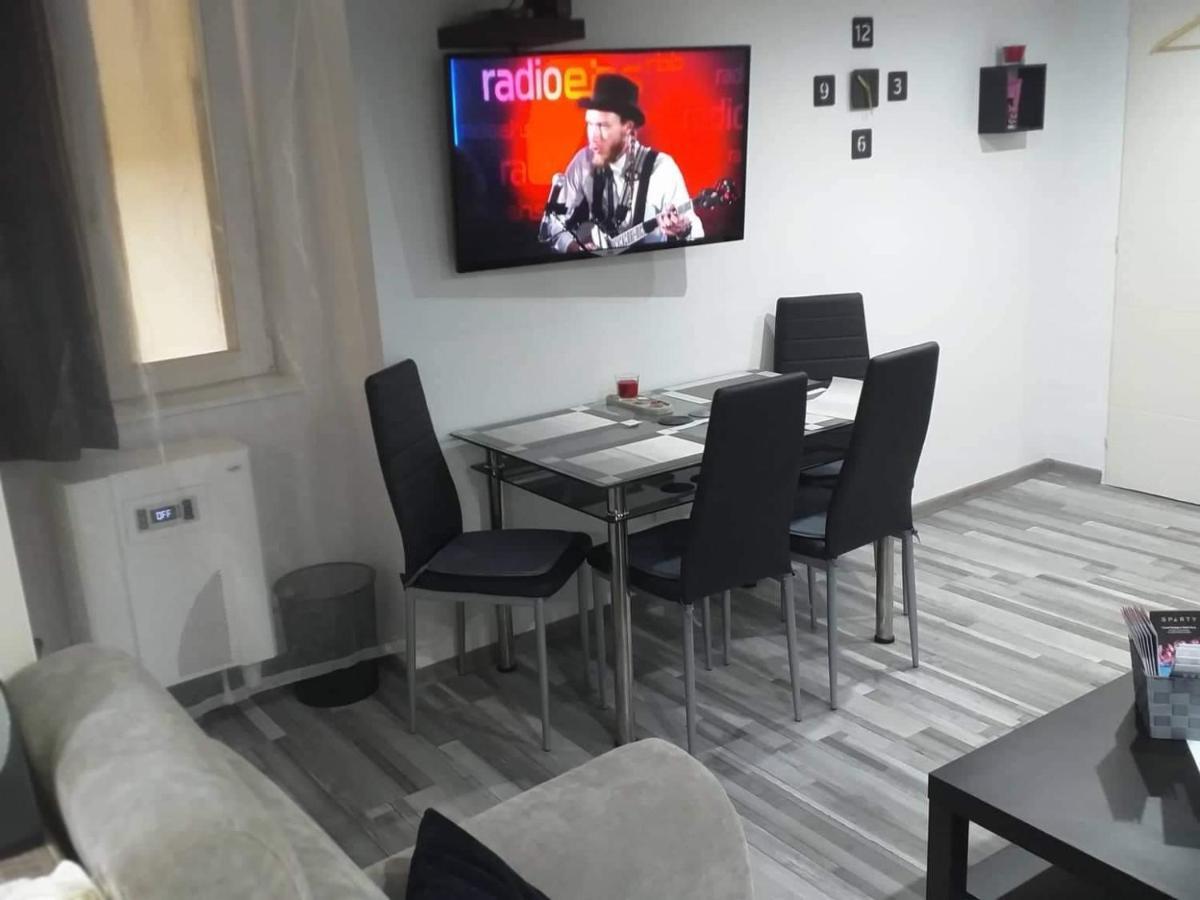 Little-Oasis Apartment Budapest Exteriör bild